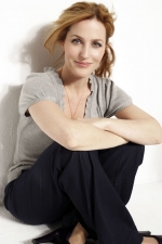 Gillian Anderson