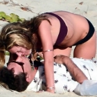  Kate Moss passionately kisses husband Jamie Hince