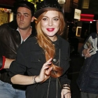  Lindsay Lohan to Potentially Make West End Theatre Debut