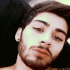  One Direction’s Zayn Malik Shares Topless Selfie