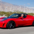  2015 Tesla charges up Roadster 3.0 with 400 mile range