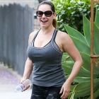  Kelly Brook puts on a VERY Curvaceous Vest Top