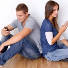 Texting Could Be Killing Your Relationship