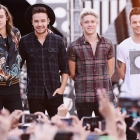  One Direction Break Six 2016 Guinness World Records