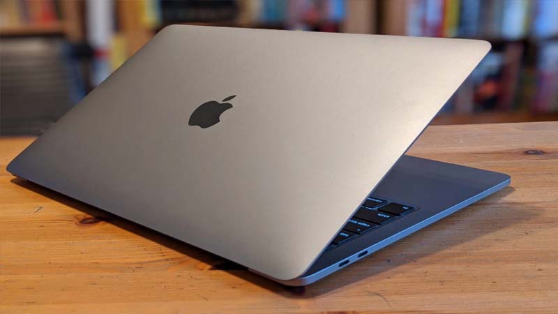  Apple MacBook Pro 13-inch (2020) review