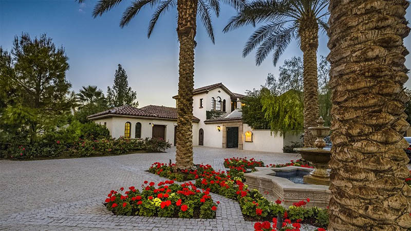 Sylvester Stallone’s Mediterranean Mansion in California Hits the Market for $3.5 Million