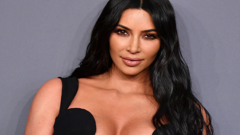  Kim Kardashian ‘considers’ moving to a different home