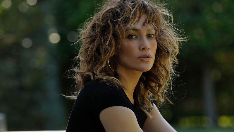  Jennifer Lopez reveals her trusted top beauty tips