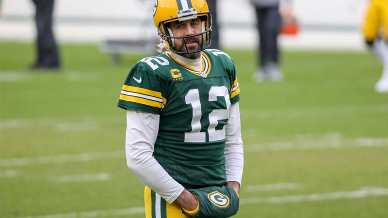  Aaron Rodgers Wants to Quit Green Bay Packers as NFL Legend is ‘Disgruntled’ at Team