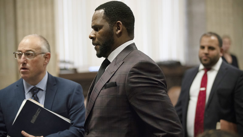  R Kelly set for jailhouse move as trial date is set