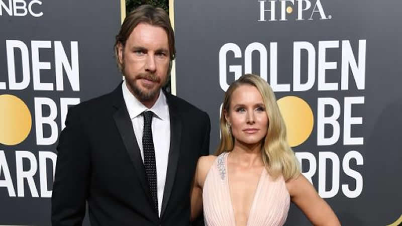  Kristen Bell, Dax Shepard Wait ‘For The Stink’ Before Bathing Their Children