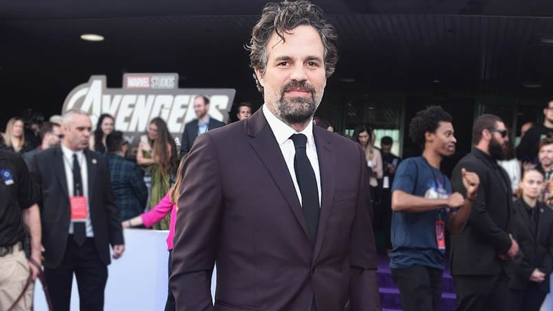  Mark Ruffalo Posted Rare Photo Of 16-Year-Old Daughter Bella: ‘Beautiful and Coming into Her Own’