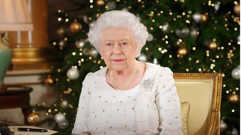  Queen Elizabeth II gathers her family: ‘I need to step down’