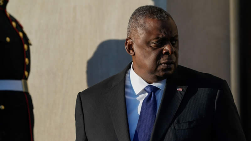  Secretary of Defense Lloyd Austin Under Fire for Delayed Disclosure of Hospitalization