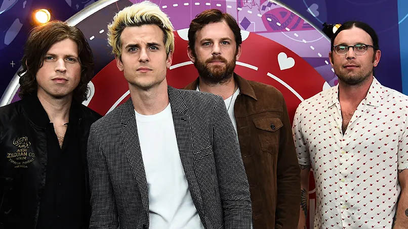  Kings Of Leon Stage Comeback with Album Revelation and Tour Announcement