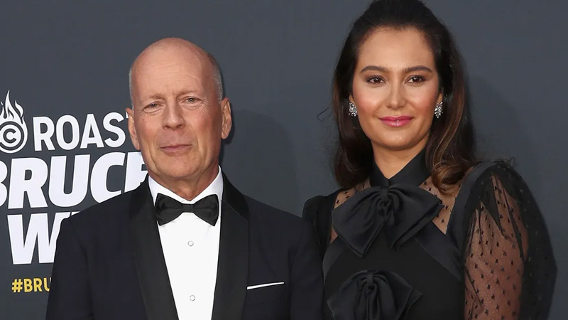  Emma Heming Willis strongly reacts to ‘clickbaity headlines’ about Bruce Willis diagnosis