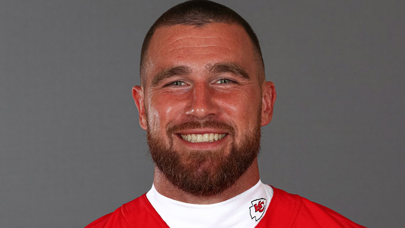  Travis Kelce Makes His Acting Debut in Ryan Murphy’s Grotesque