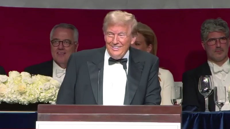  “Why Are We Normalizing a Madman?” Critics Slam Trump’s Al Smith Dinner Appearance