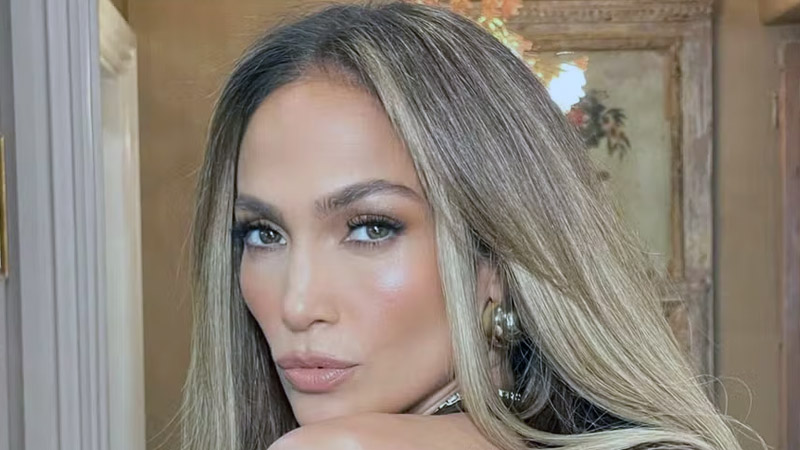 Jennifer Lopez