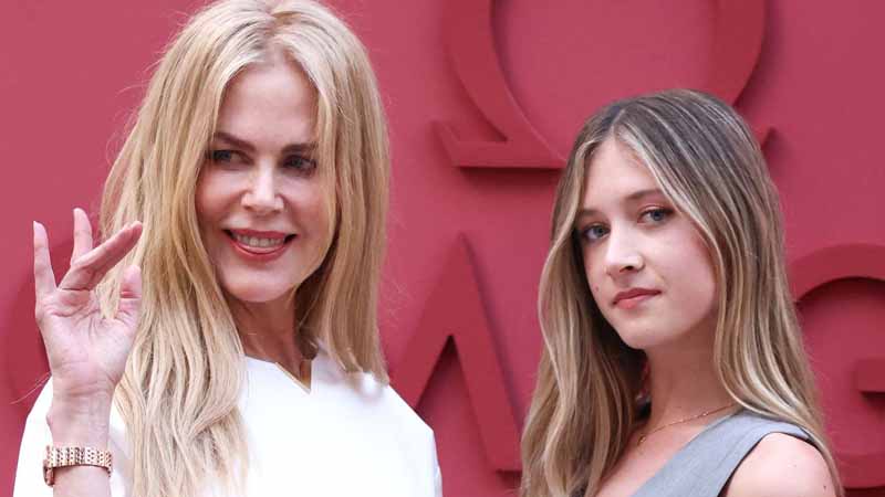  Nicole Kidman’s Daughter Sunday Rose Makes Fashion Debut at Paris Fashion Week